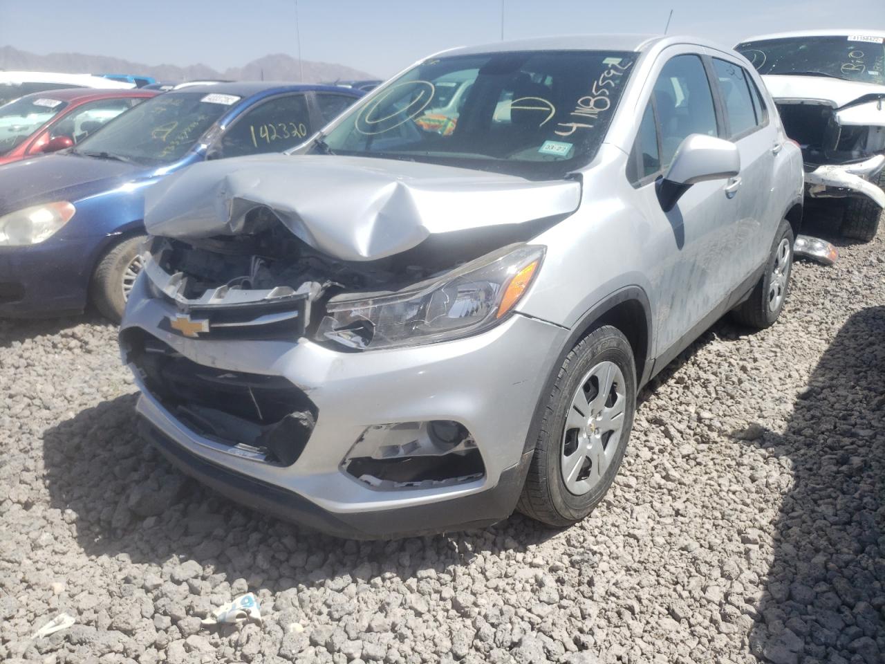 Photo 2 from auction – 2017 CHEVROLET TRAX LS with VIN 3GNCJKSB1HL208673