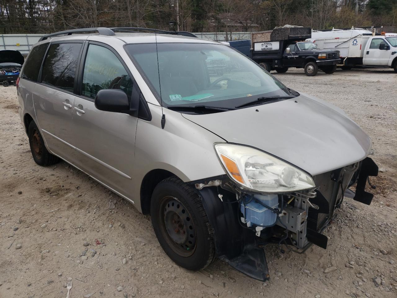 Photo 1 from auction – 2005 TOYOTA SIENNA CE with VIN 5TDZA23C05S245679