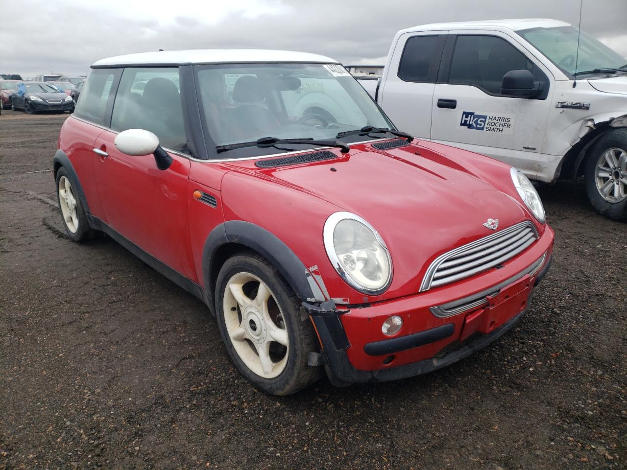 MINI COOPER 2004 with VIN WMWRC33404TJ58192 - Photo from auction