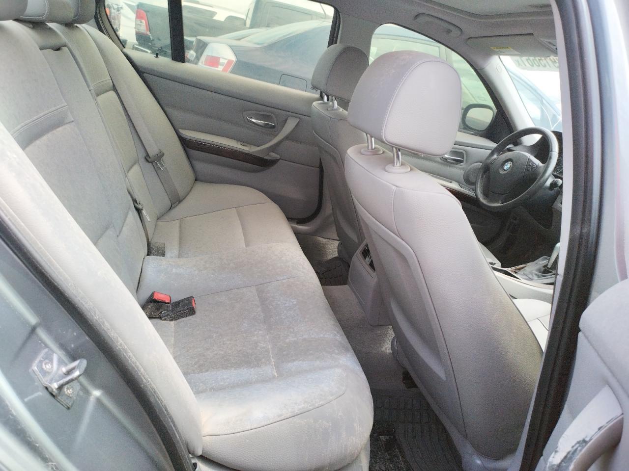 Zdjęcie 6 z aukcji – 2011 BMW 328 I z VIN WBAPH7G59BNM55773