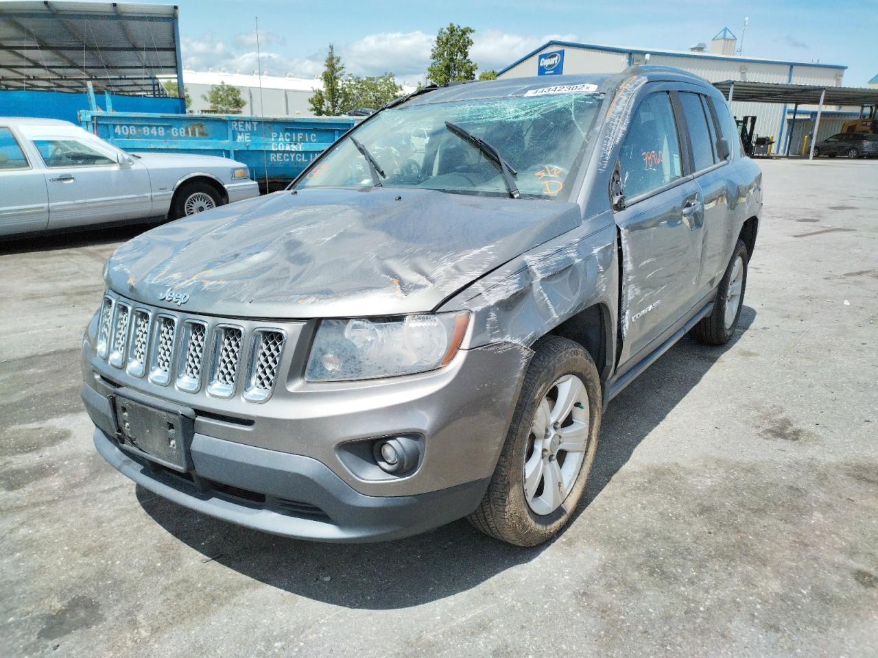 Photo 2 from auction – 2014 JEEP COMPASS LA with VIN 1C4NJCEB1ED522635