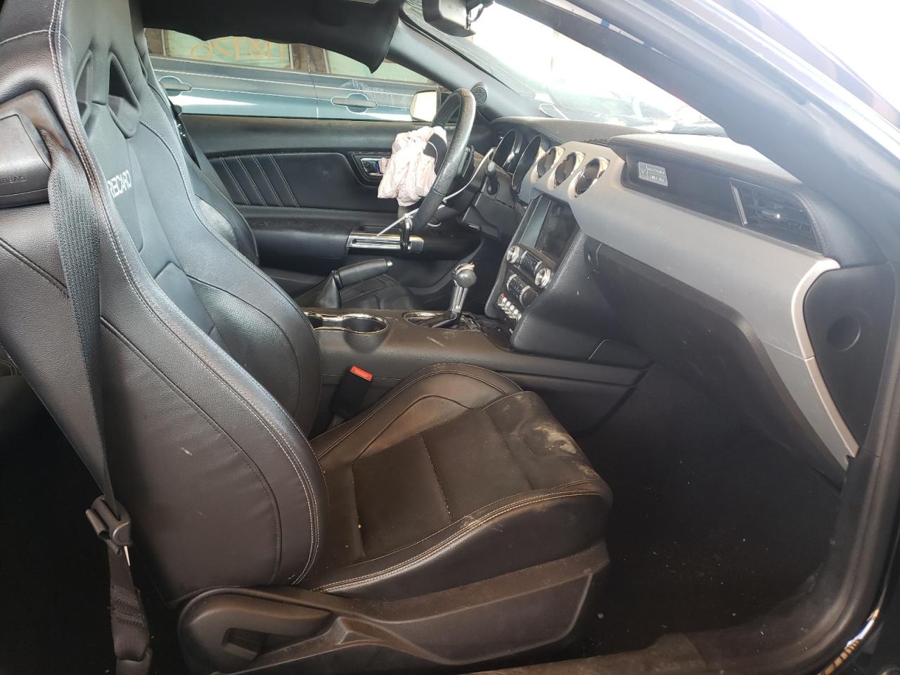 Photo 5 from auction – 2017 FORD MUSTANG GT with VIN 1FA6P8CF8H5303181