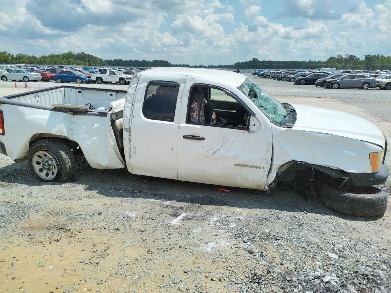 Photo 9 from auction – 2008 GMC SIERRA C15 with VIN 2GTEC19C781230893