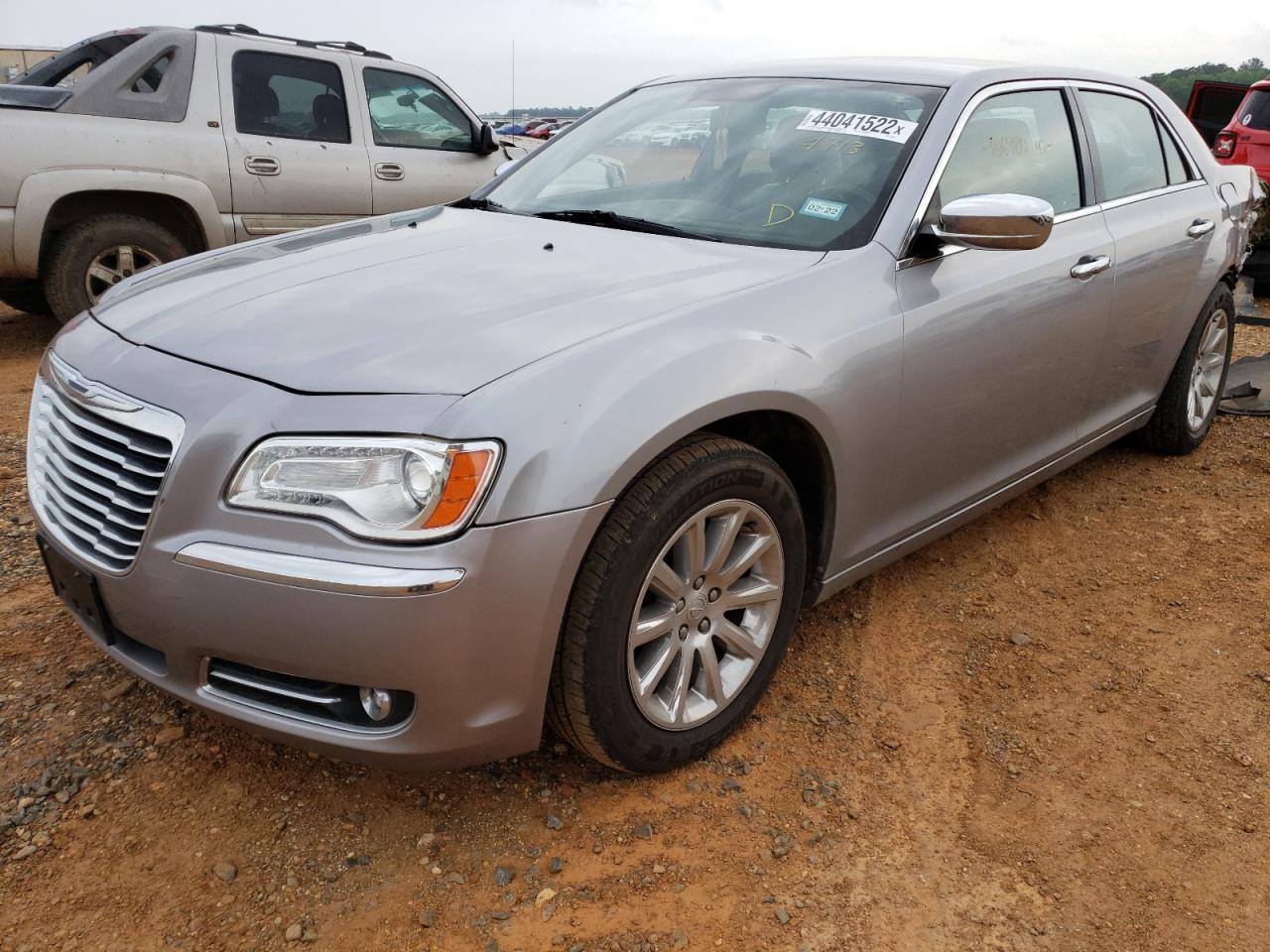 Photo 2 from auction – 2011 CHRYSLER 300 LIMITE with VIN 2C3CA5CG1BH564713