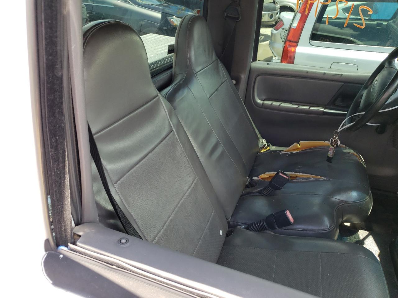 Photo 6 from auction – 2003 FORD RANGER with VIN 1FTYR10U13PA07276