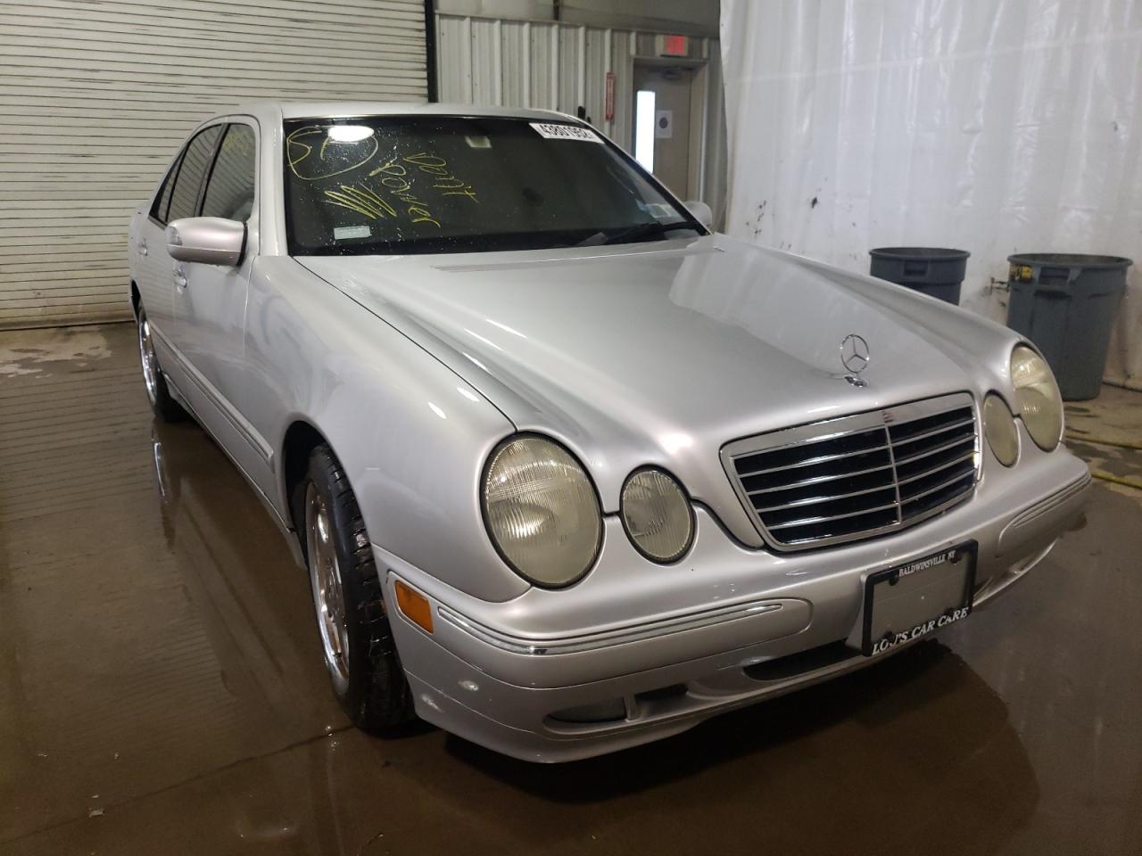 MERCEDES-BENZ E 320 2001 with VIN WDBJF65J31B374369 - Photo from auction