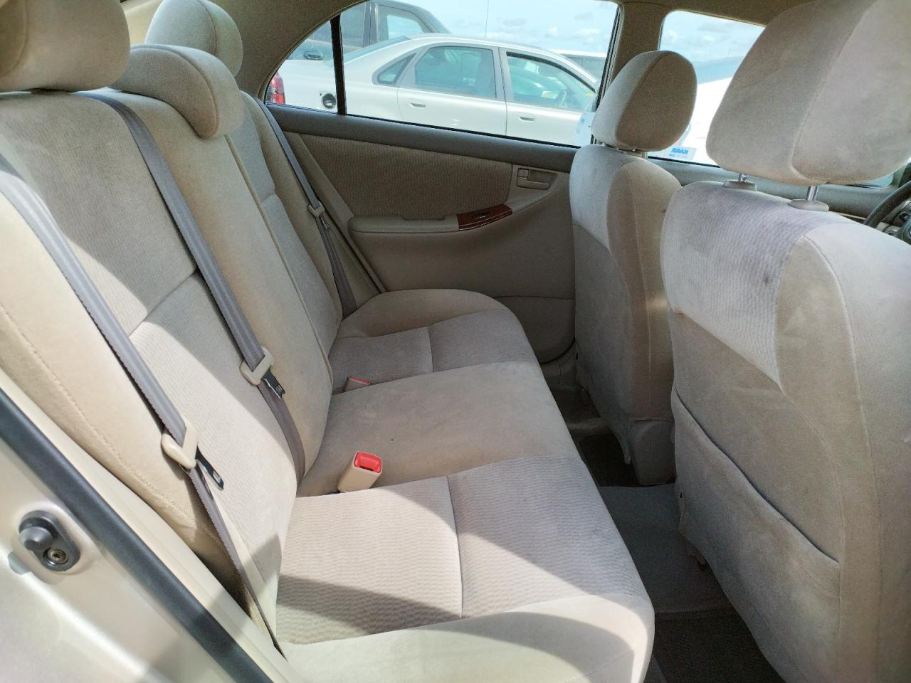 Photo 6 from auction – 2005 TOYOTA COROLLA CE with VIN 1NXBR32E15Z387100