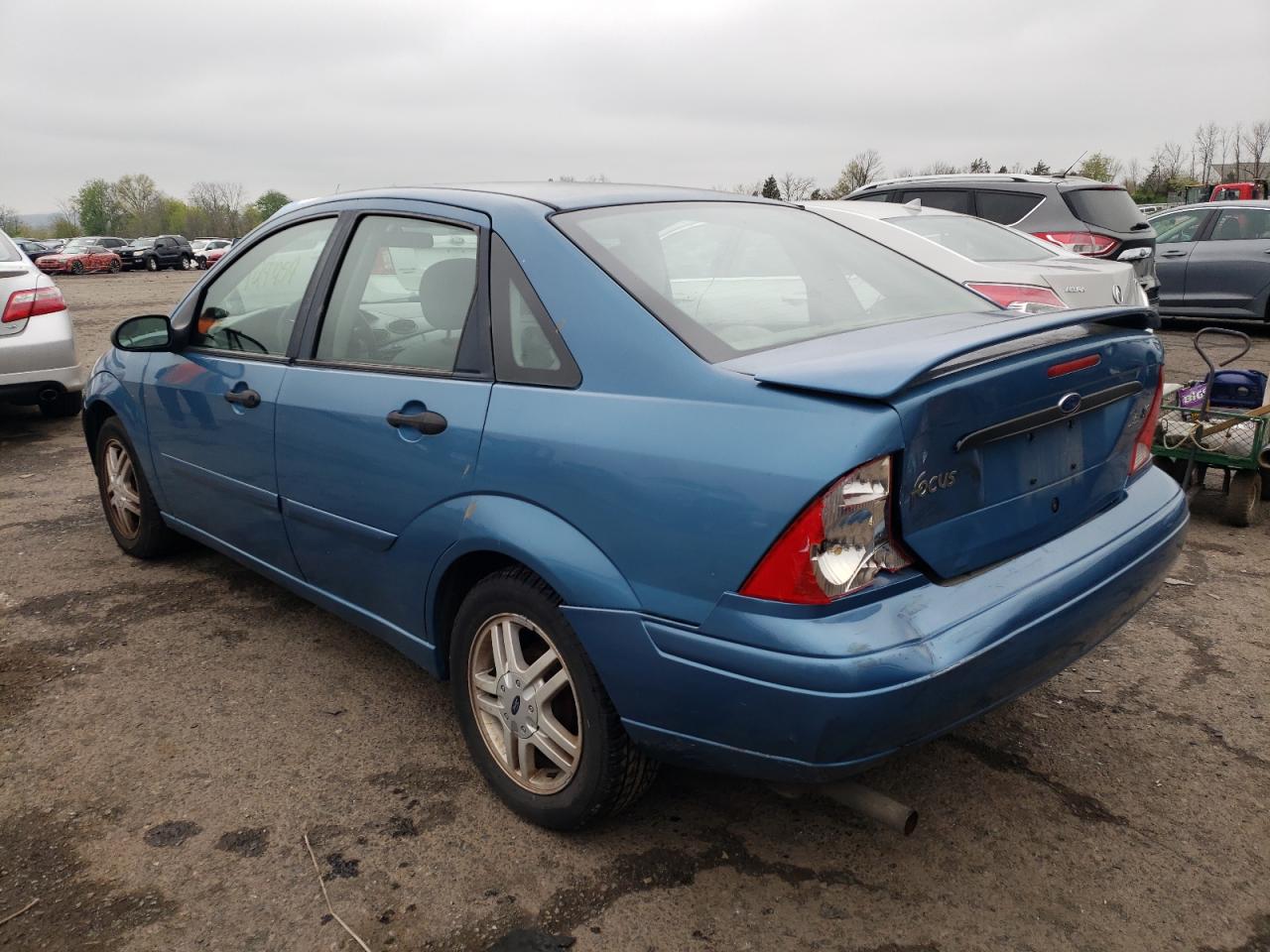 Photo 3 from auction – 2001 FORD FOCUS SE with VIN 1FAFP34381W142368