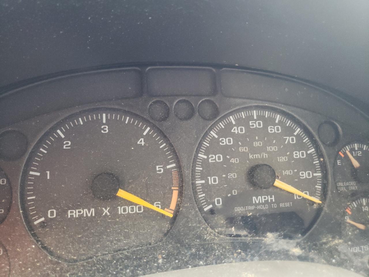 Photo 8 from auction – 1998 CHEVROLET BLAZER with VIN 1GNDT13W9W2297210