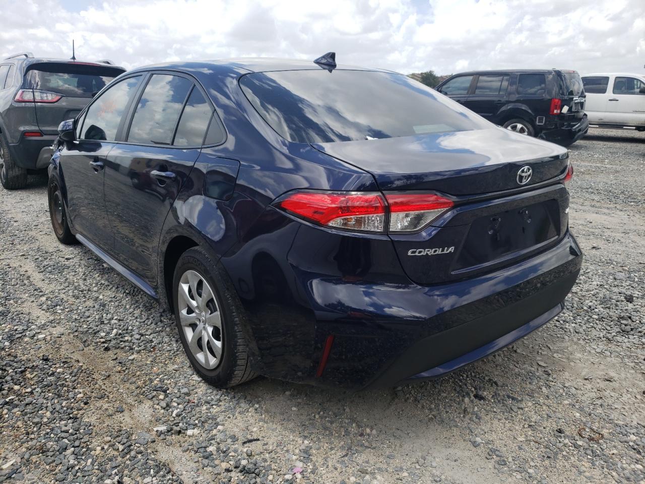 Photo 3 from auction – 2020 TOYOTA COROLLA LE with VIN 5YFEPRAE9LP091456