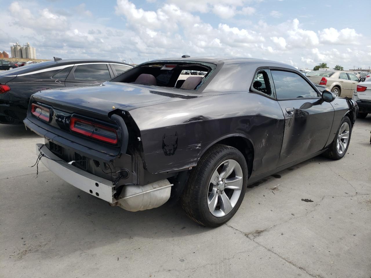 Photo 4 from auction – 2016 DODGE CHALLENGER with VIN 2C3CDZAG5GH172469