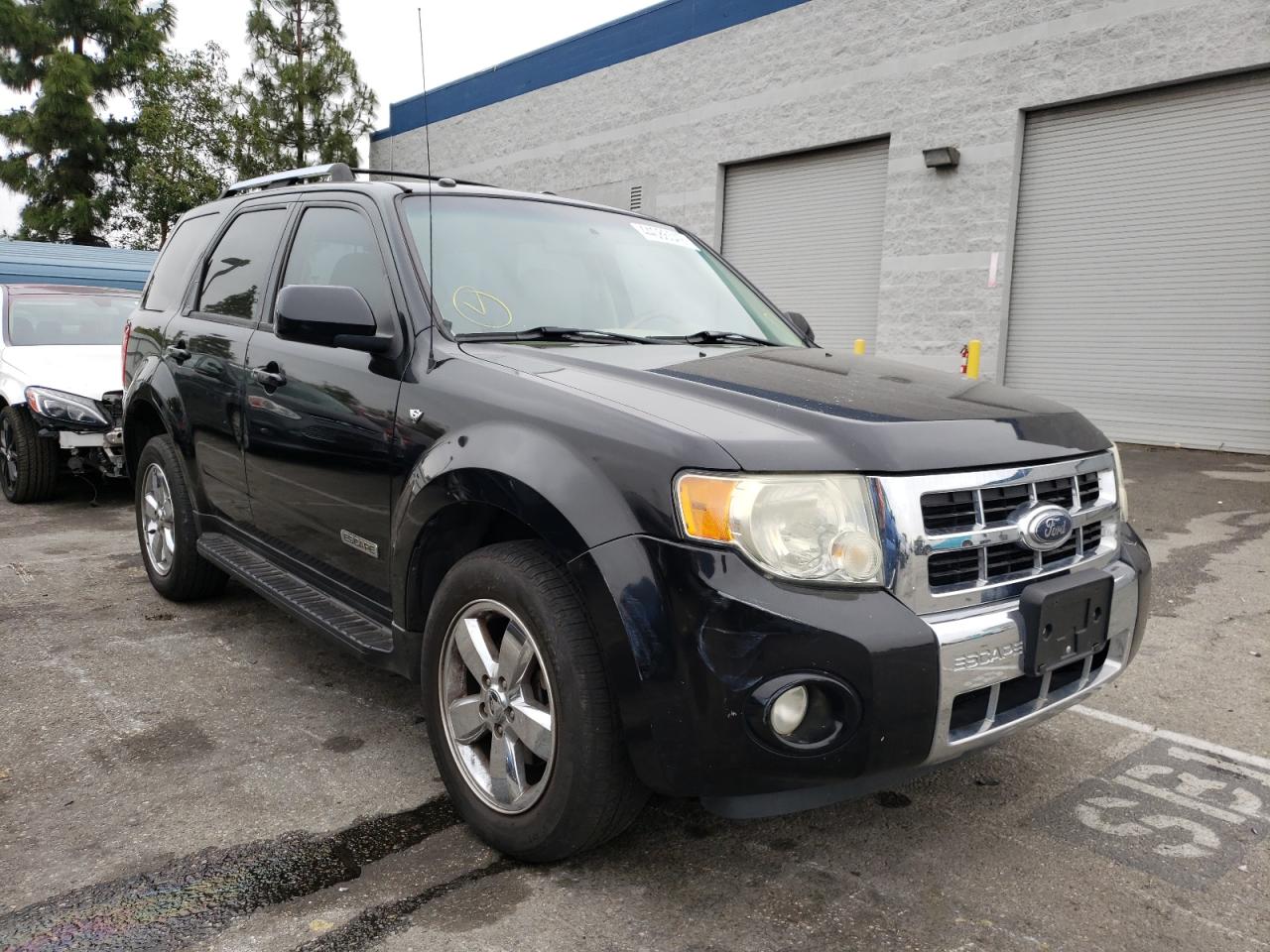 Photo 1 from auction – 2008 FORD ESCAPE LIM with VIN 1FMCU04108KE46598