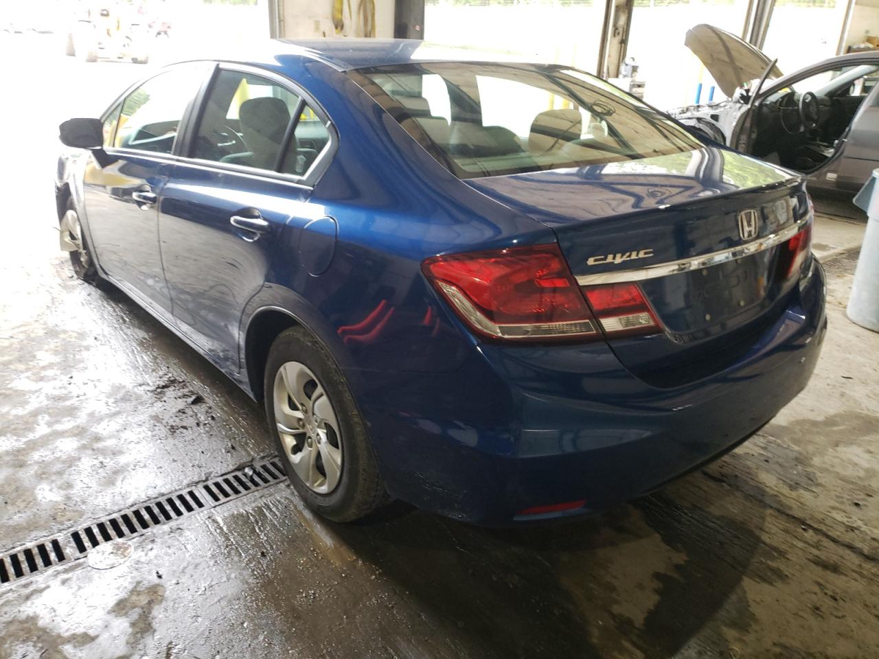 Zdjęcie 3 z aukcji – 2014 HONDA CIVIC LX z VIN 19XFB2F52EE201755
