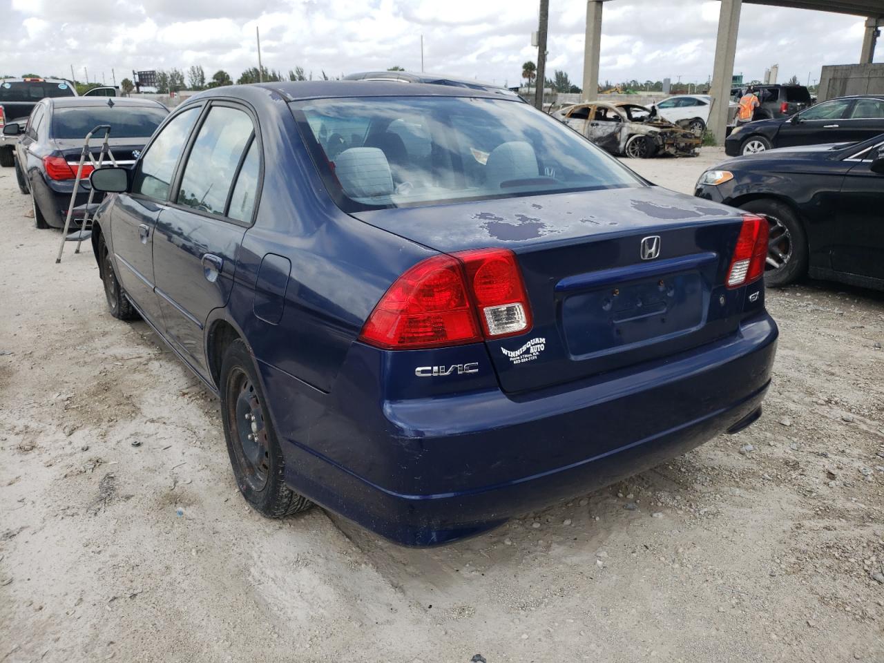 Photo 3 from auction – 2005 HONDA CIVIC EX with VIN 2HGES25885H501992