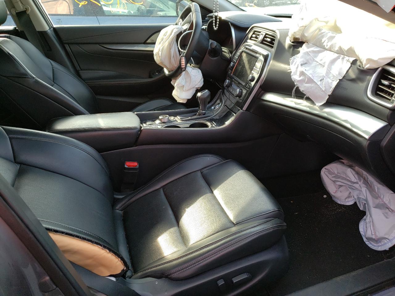 Photo 5 from auction – 2019 NISSAN MAXIMA S with VIN 1N4AA6AV6KC366647