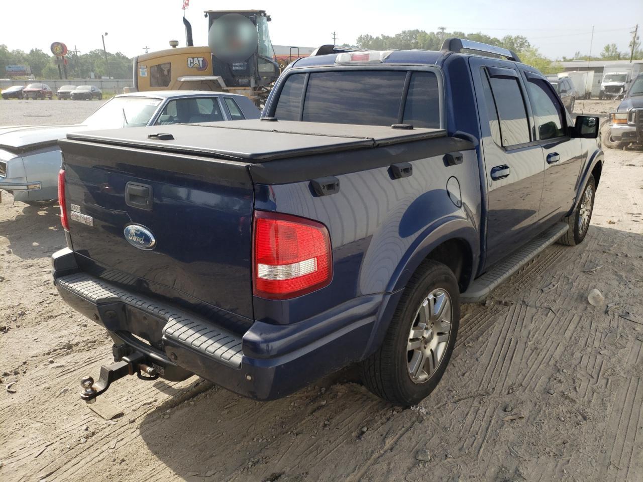 Photo 4 from auction – 2008 FORD EXPLORER S with VIN 1FMEU33E78UB02253