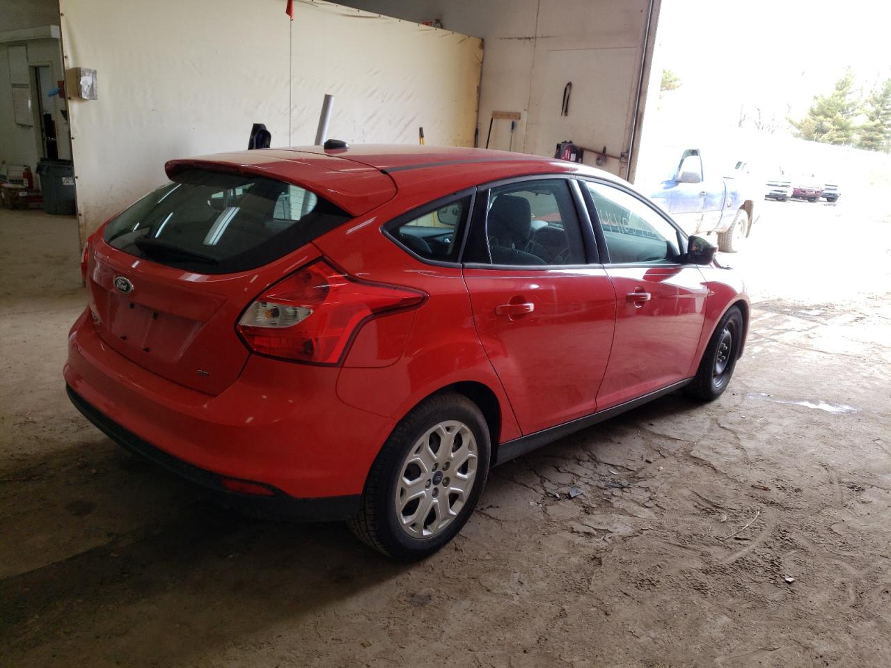Photo 4 from auction – 2012 FORD FOCUS SE with VIN 1FAHP3K29CL139292