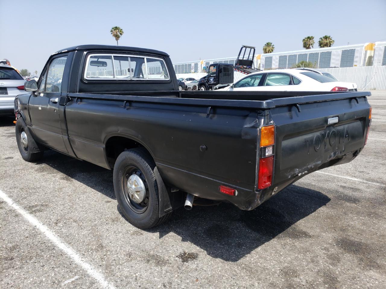 Foto 3 de la subasta – 1981 TOYOTA PICKUP / C con VIN JT4RN44D5B0023502