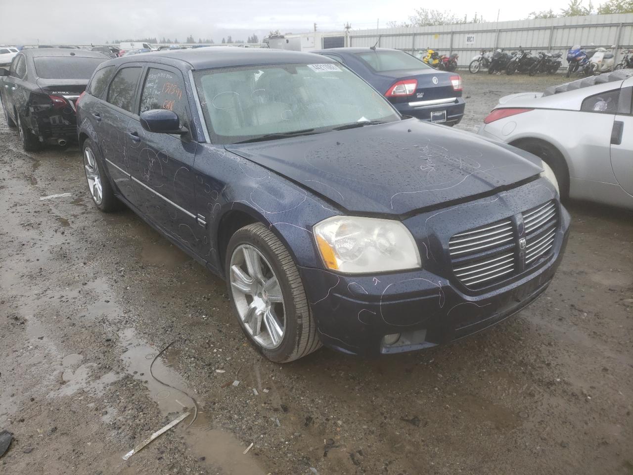 DODGE MAGNUM R/T 2005 with VIN 2D8GV58245H677382 - Photo from auction