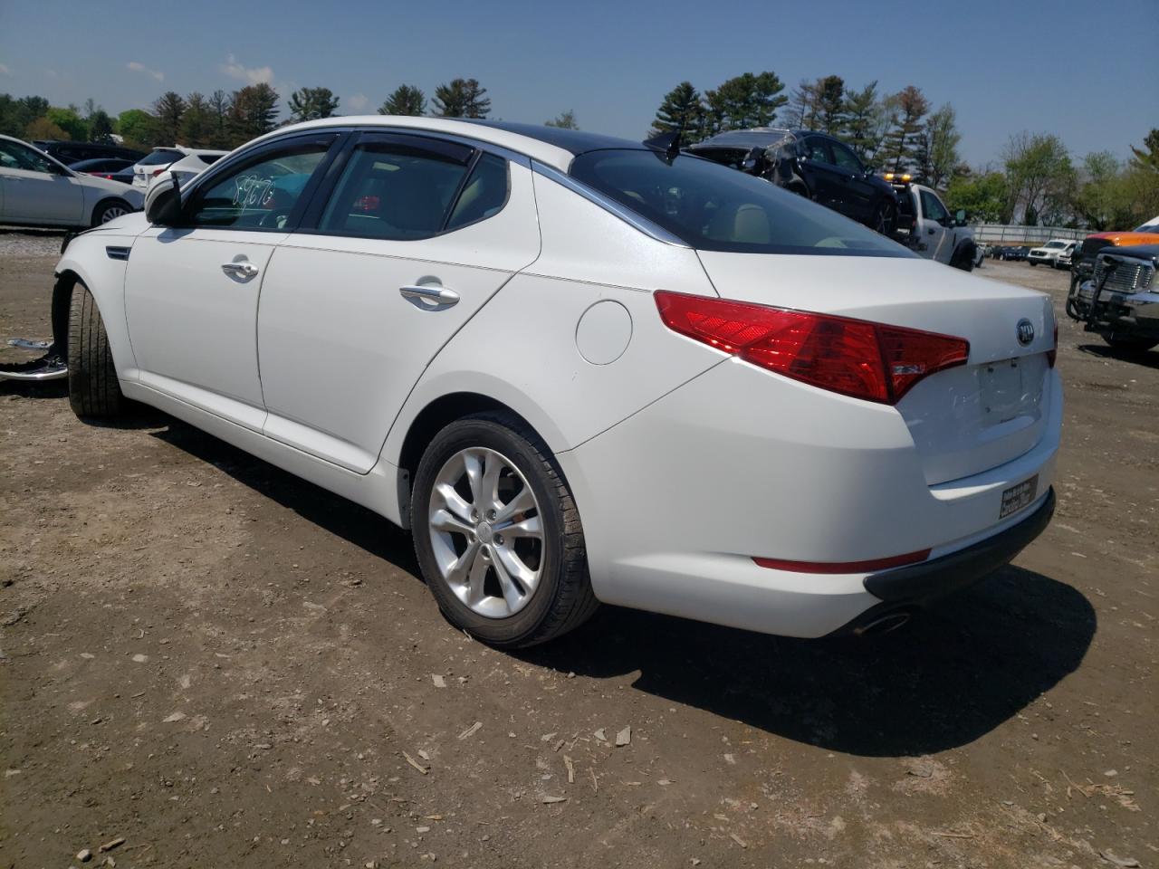 Zdjęcie 3 z aukcji – 2013 KIA OPTIMA EX z VIN 5XXGN4A79DG160188