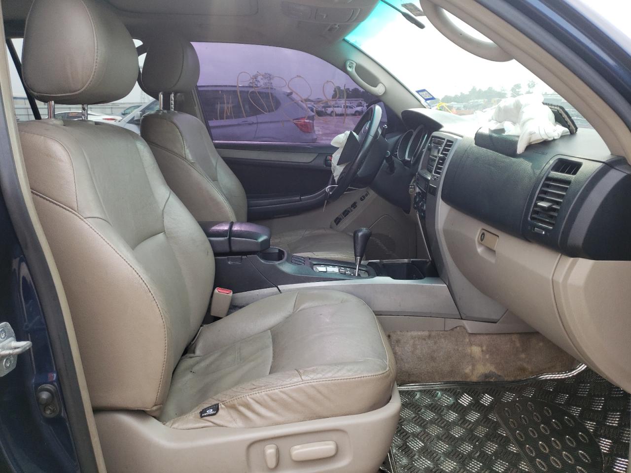 Photo 5 from auction – 2006 TOYOTA 4RUNNER SR with VIN JTEZU14R560067482
