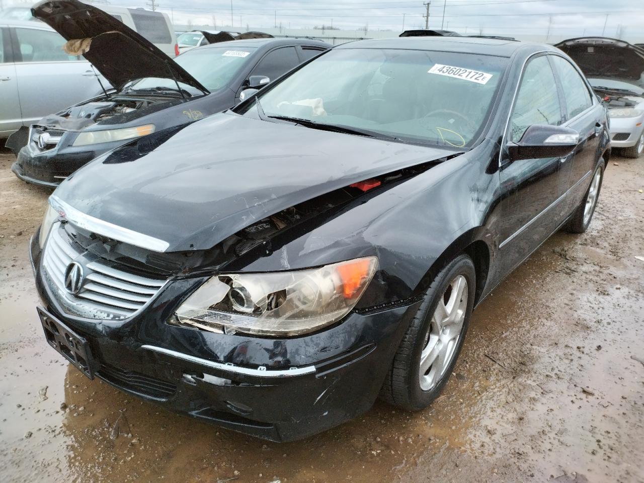 Photo 2 from auction – 2005 ACURA RL with VIN JH4KB16535C002017