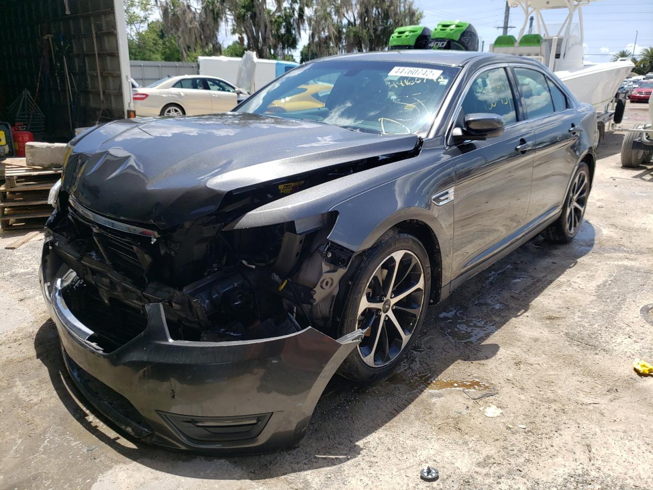Photo 2 from auction – 2015 FORD TAURUS SEL with VIN 1FAHP2E89FG103965