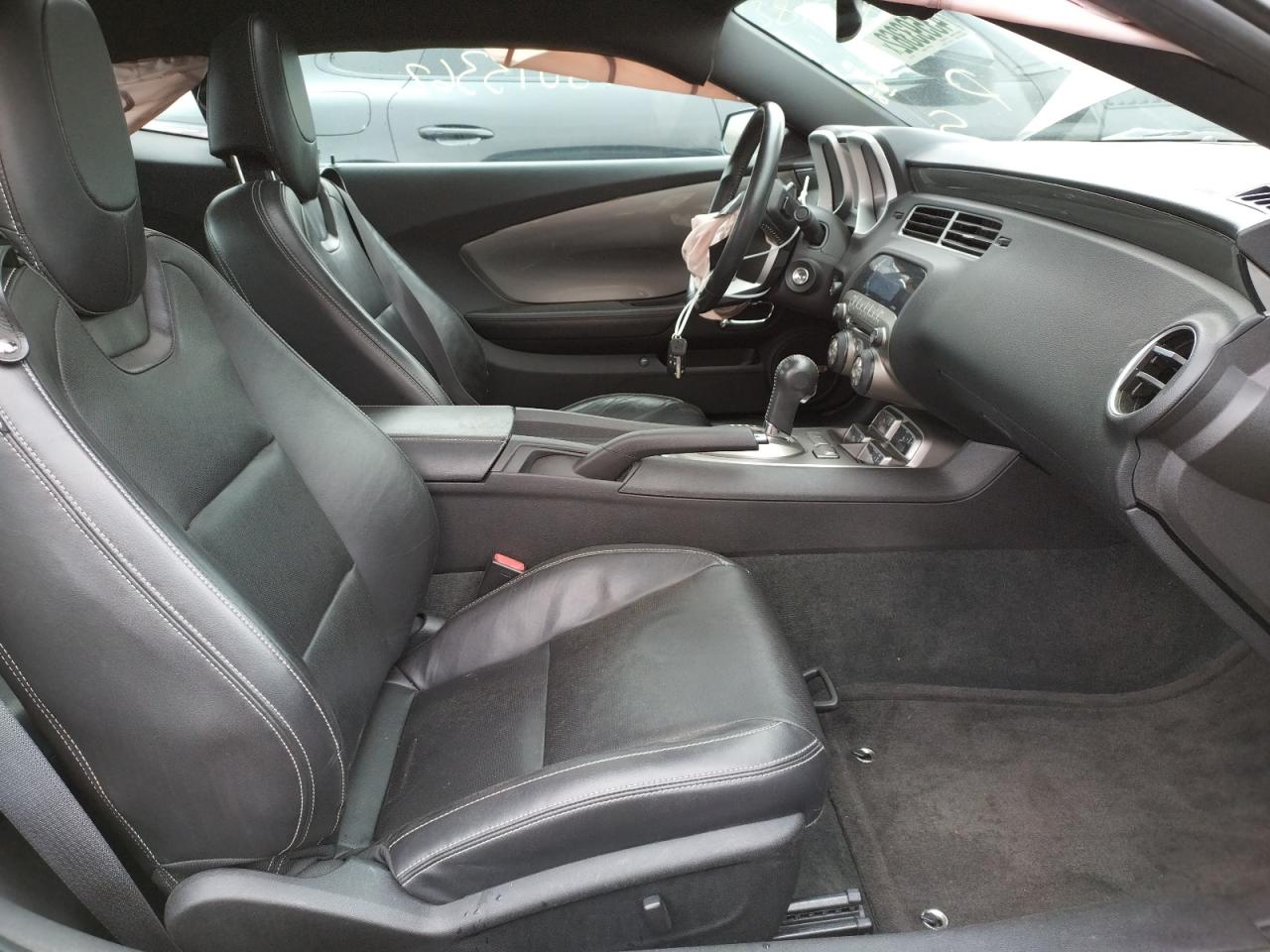 Photo 5 from auction – 2011 CHEVROLET CAMARO LT with VIN 2G1FC1ED0B9119140