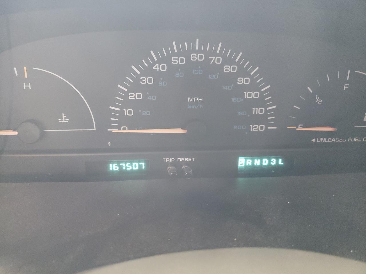 Photo 8 from auction – 2000 CHRYSLER VOYAGER with VIN 2C4GJ2534YR700874