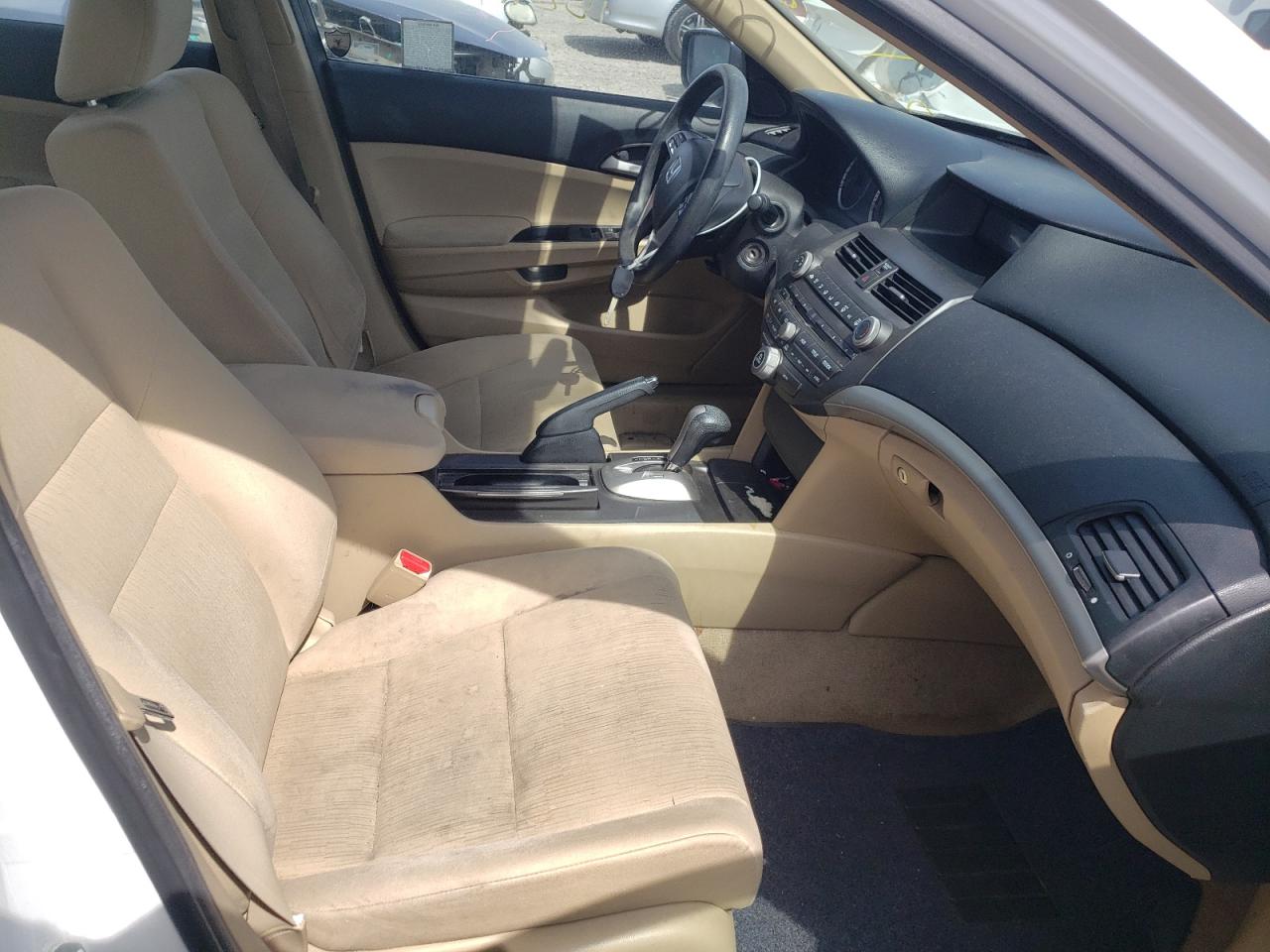 Photo 5 from auction – 2012 HONDA ACCORD LX with VIN 1HGCP2F30CA012901