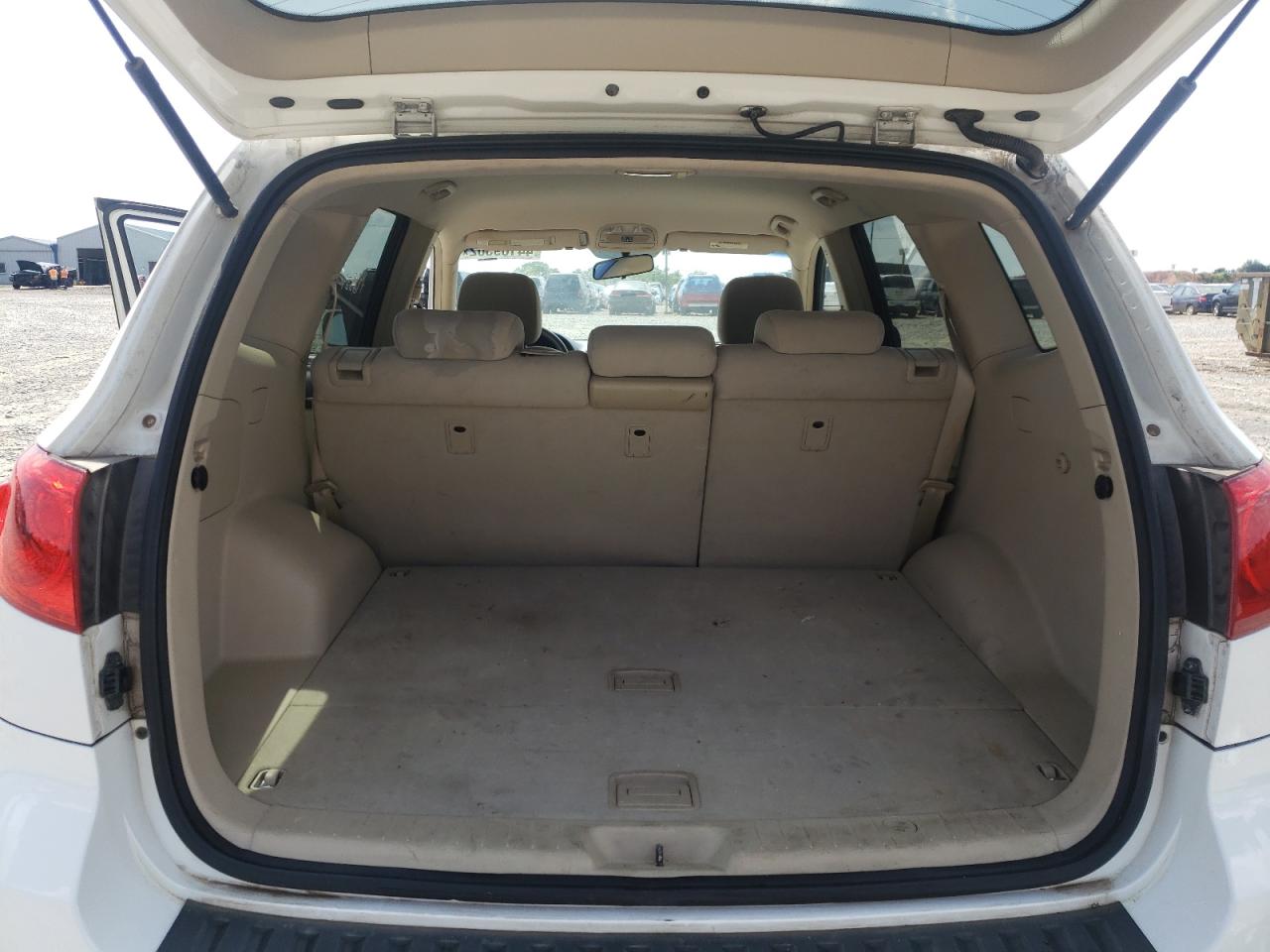 Photo 9 from auction – 2009 HYUNDAI SANTA FE G with VIN 5NMSG13D39H299800