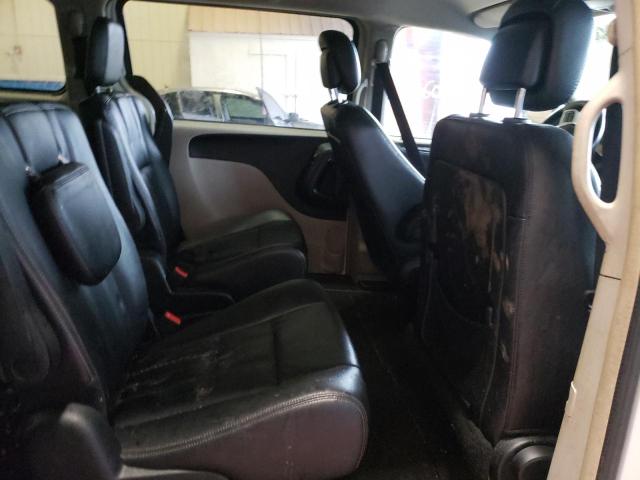 Photo 6 from auction – 2014 CHRYSLER TOWN & COU with VIN 2C4RC1BG7ER381910