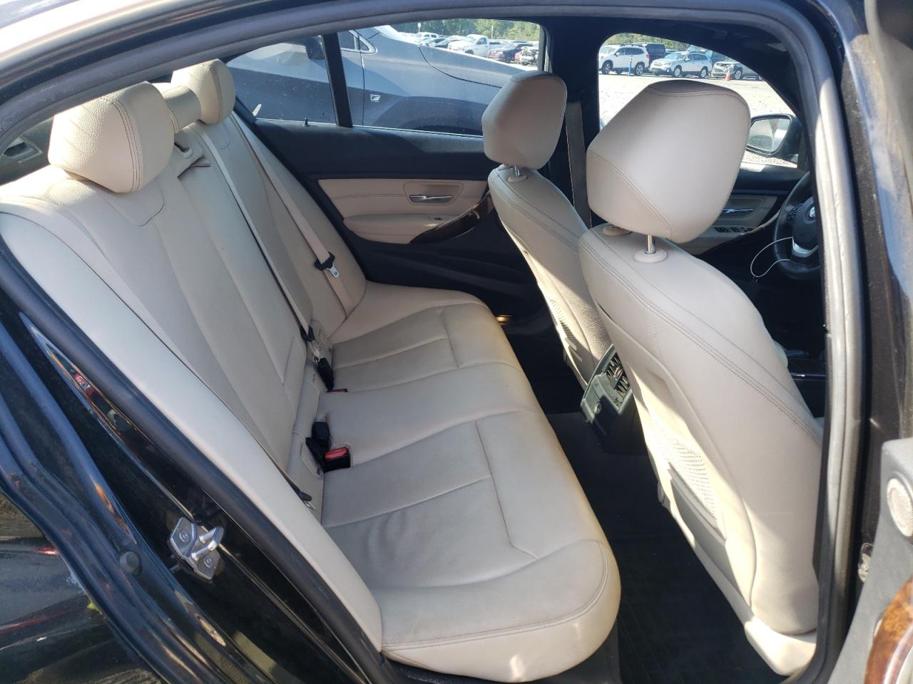 Photo 6 from auction – 2015 BMW 328 I with VIN WBA3A5C50FF607422