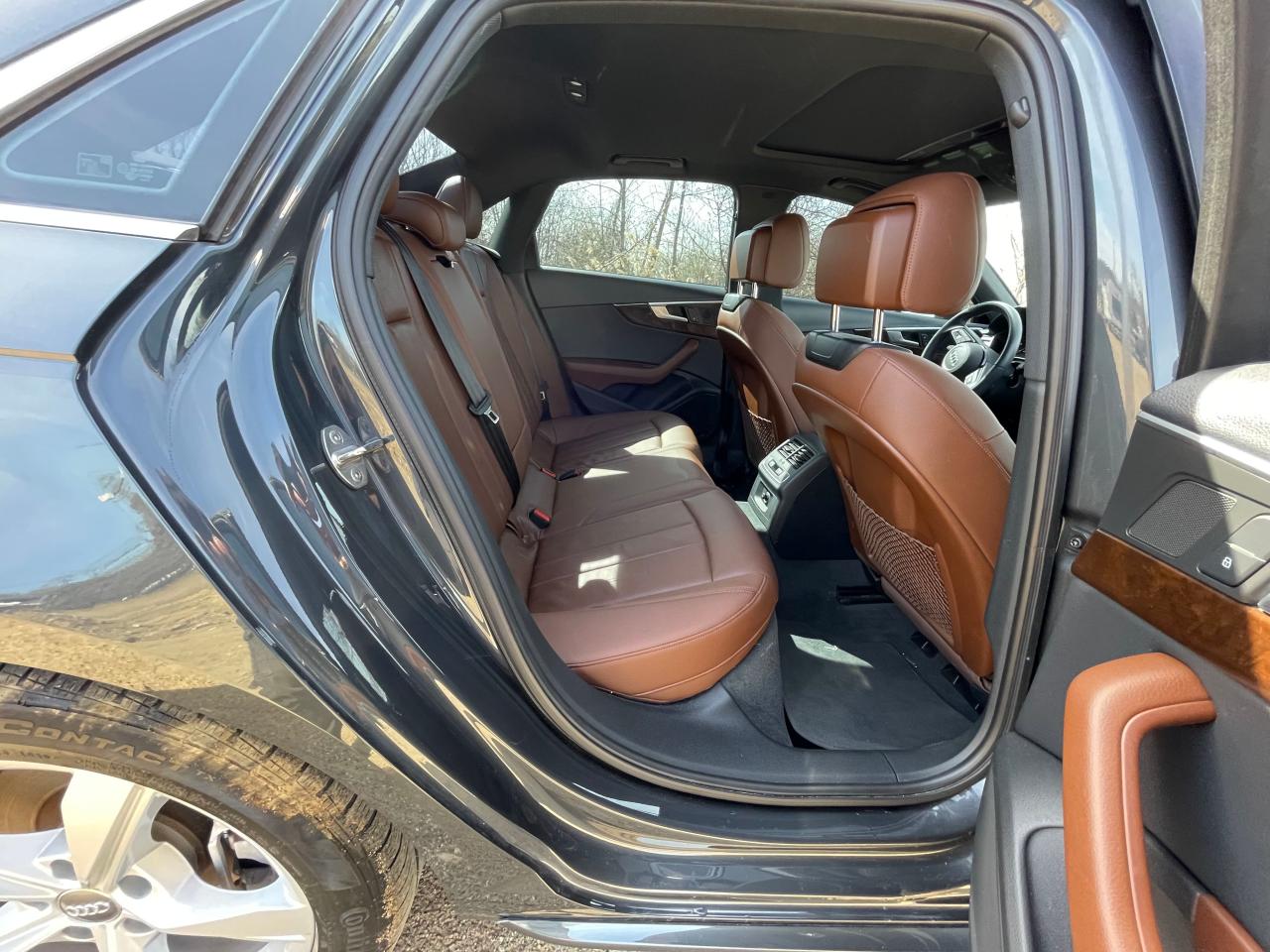 Photo 6 from auction – 2019 AUDI A4 PREMIUM with VIN WAUDNAF47KN020087