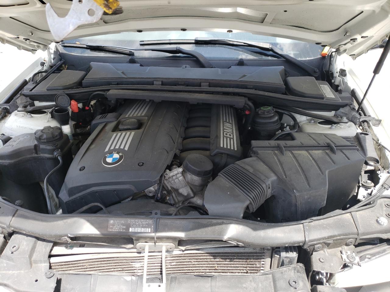 Photo 7 from auction – 2011 BMW 328 I with VIN WBAPH7G55BNN05522