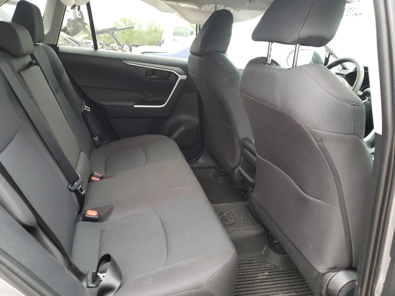 Photo 6 from auction – 2021 TOYOTA RAV4 LE with VIN 2T3G1RFV9MC245689