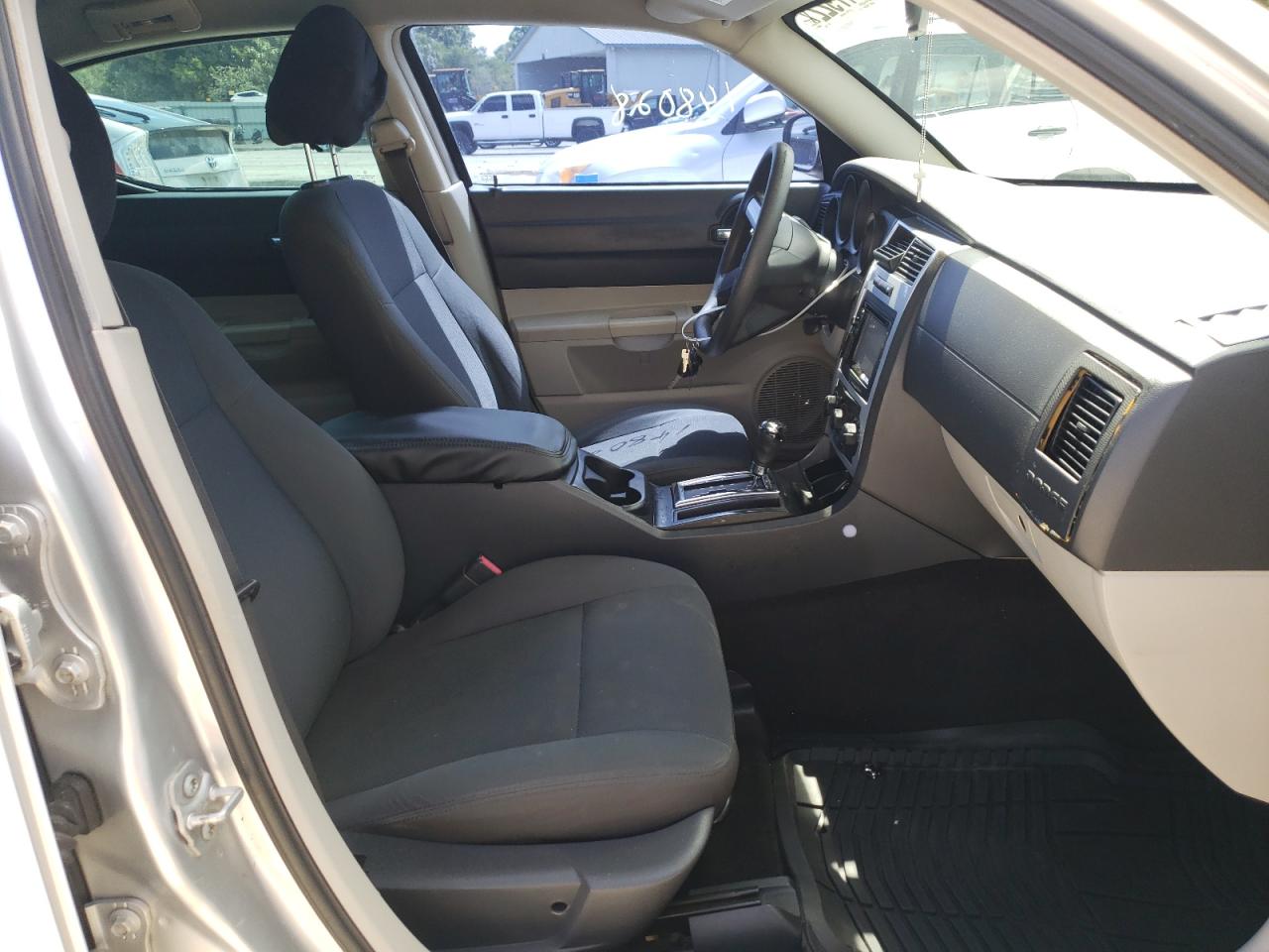 Photo 5 from auction – 2007 DODGE CHARGER SE with VIN 2B3KA43RX7H716905