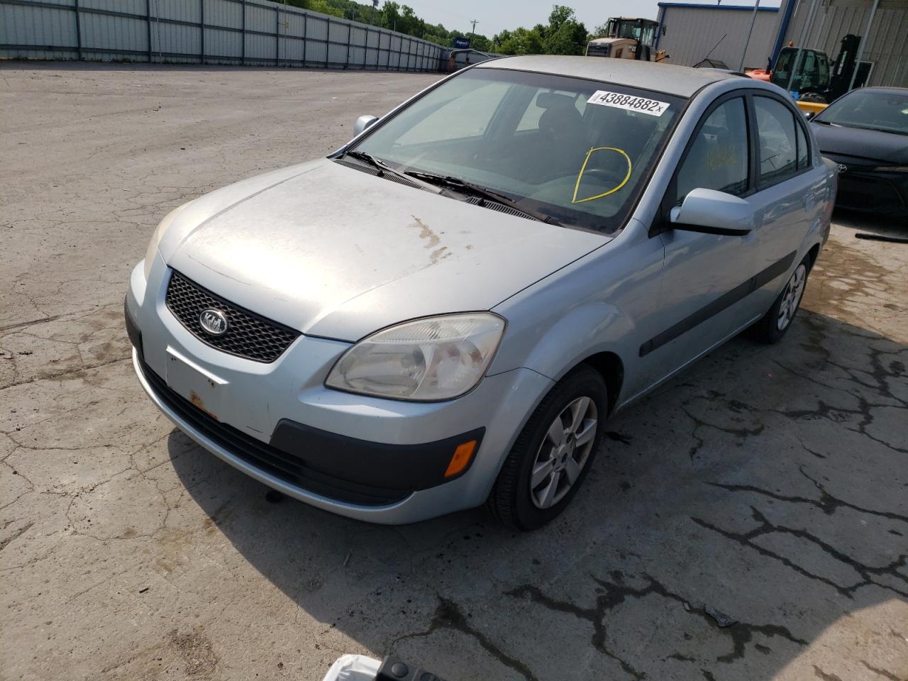Photo 2 from auction – 2007 KIA RIO BASE with VIN KNADE123076211669