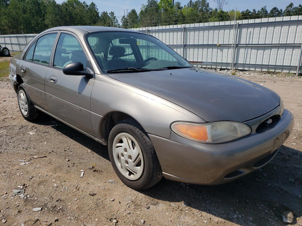 FORD ESCORT 2001 with VIN 3FAFP13P11R144930 - Photo from auction