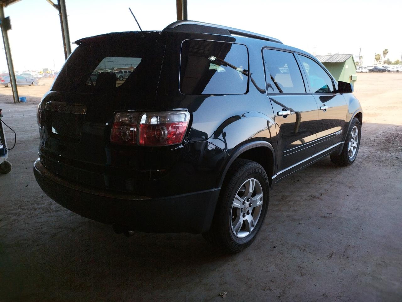 Foto 4 de la subasta – 2008 GMC ACADIA SLE con VIN 1GKER13758J298565