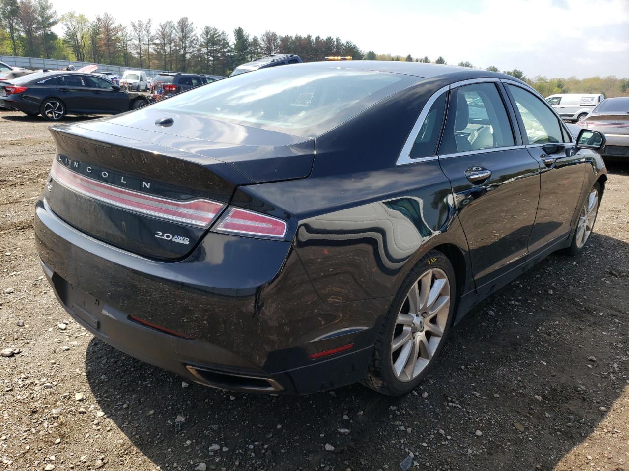 Photo 4 from auction – 2016 LINCOLN MKZ with VIN 3LN6L2J98GR601835