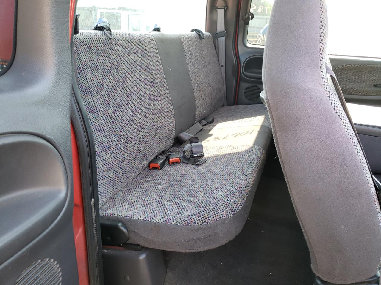 Photo 6 from auction – 2001 DODGE RAM 1500 with VIN 3B7HF13Z11M576213