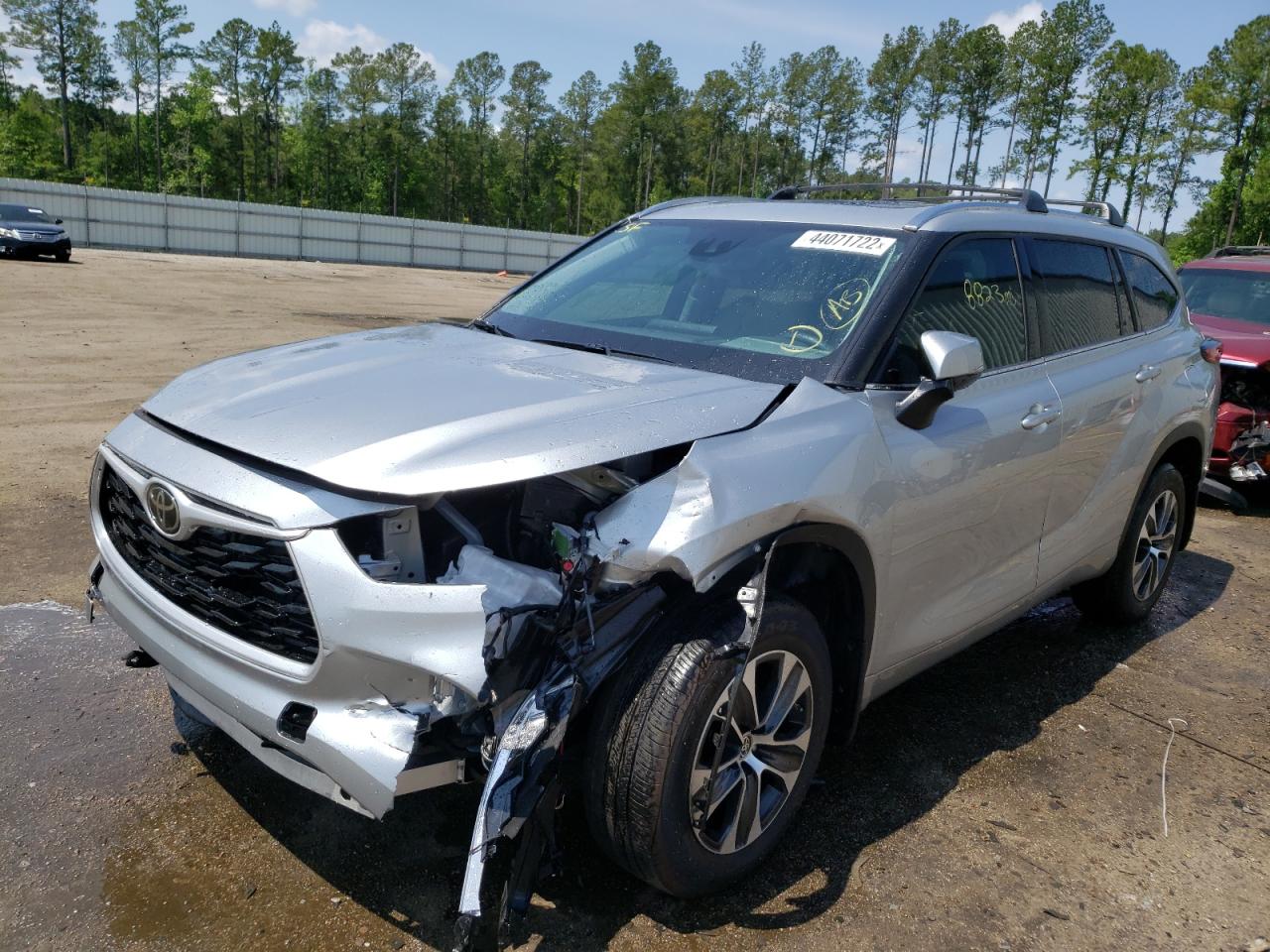 Photo 9 from auction – 2021 TOYOTA HIGHLANDER with VIN 5TDGZRBH3MS558200