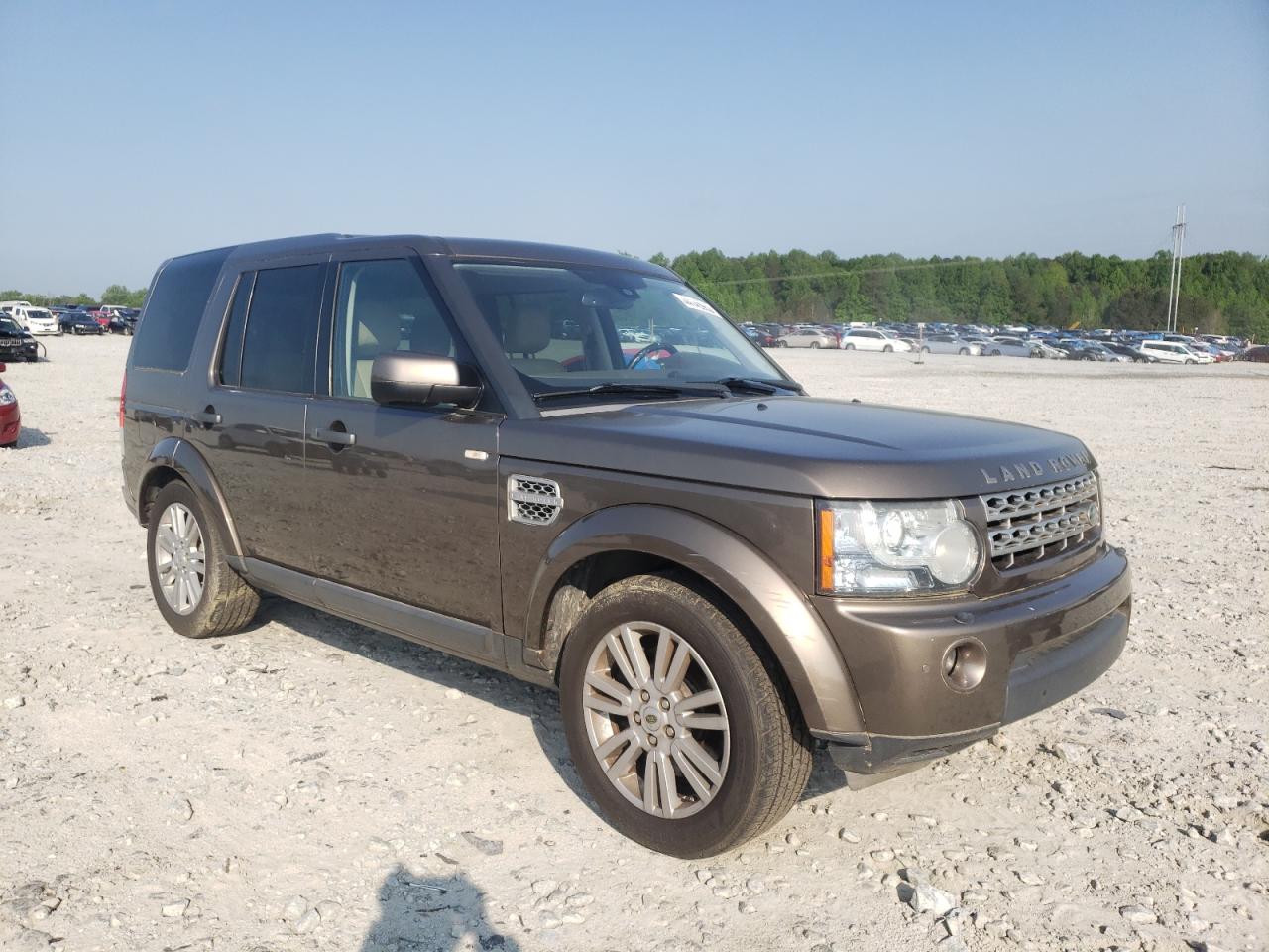 LAND ROVER LR4 HSE LU 2011 with VIN SALAK2D44BA560987 - Photo from auction