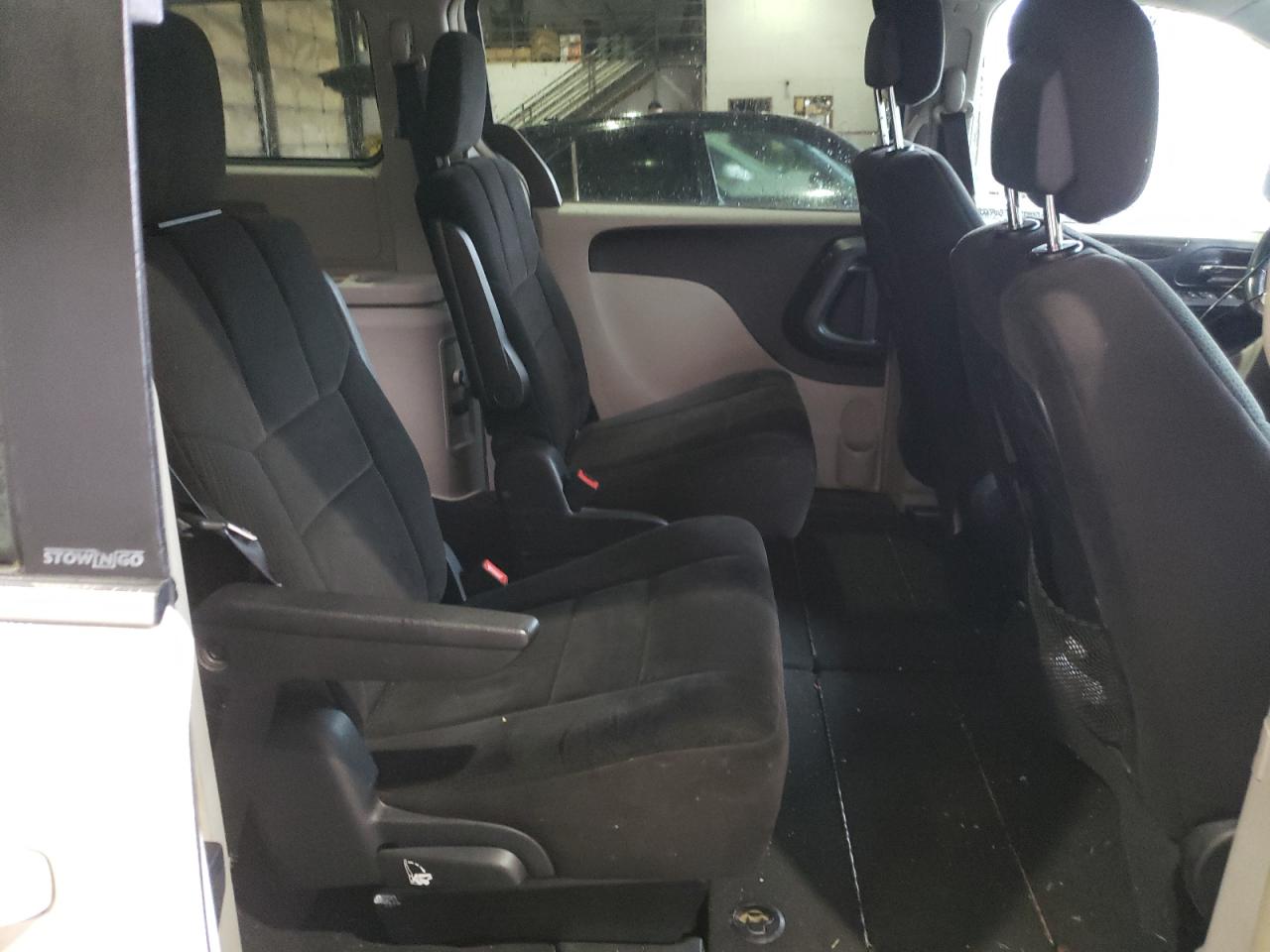 Photo 6 from auction – 2012 DODGE GRAND CARA with VIN 2C4RDGDG8CR113894
