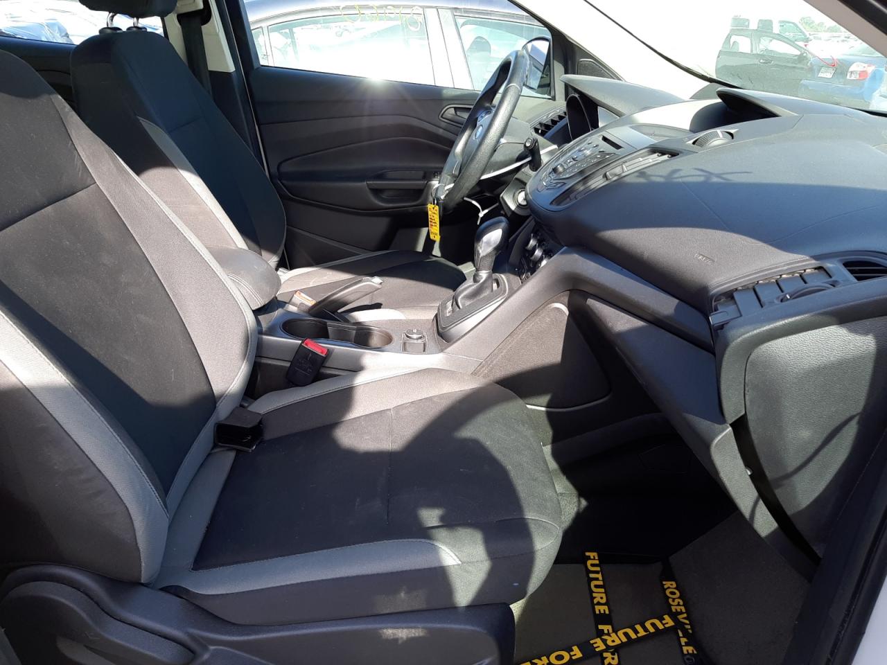 Photo 5 from auction – 2016 FORD ESCAPE S with VIN 1FMCU0F74GUC44383