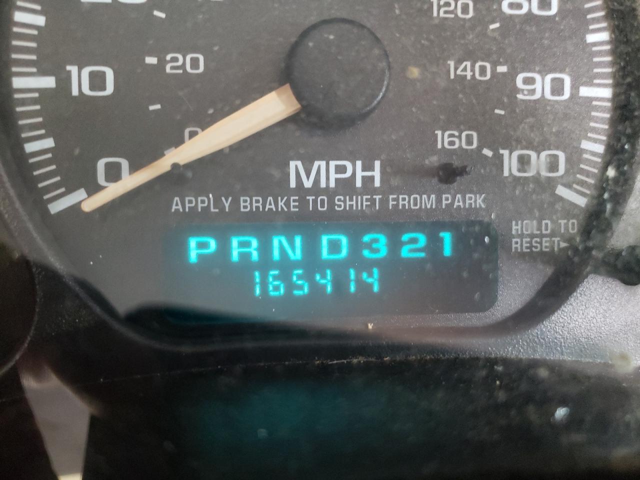 Photo 8 from auction – 2002 CHEVROLET AVALANCHE with VIN 3GNEC13T42G303376