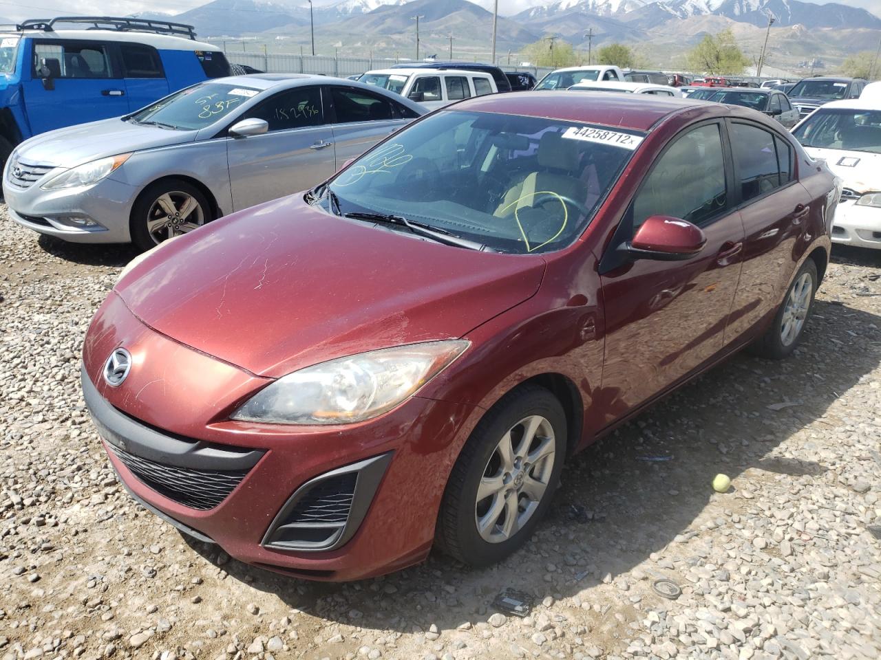 Photo 2 from auction – 2010 MAZDA 3 I with VIN JM1BL1SF2A1329611