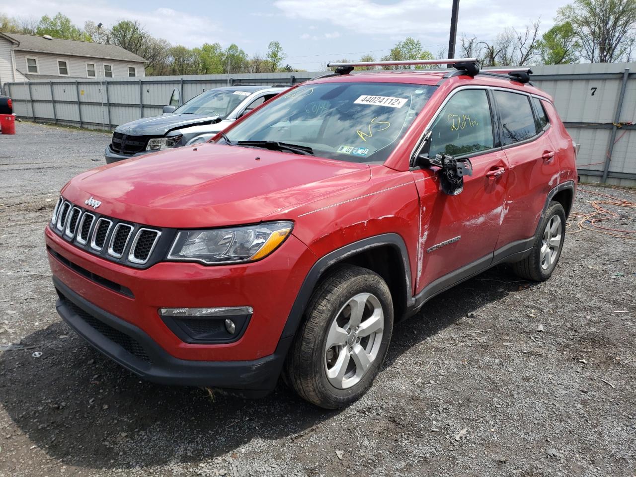Photo 2 from auction – 2019 JEEP COMPASS LA with VIN 3C4NJDBB0KT839712
