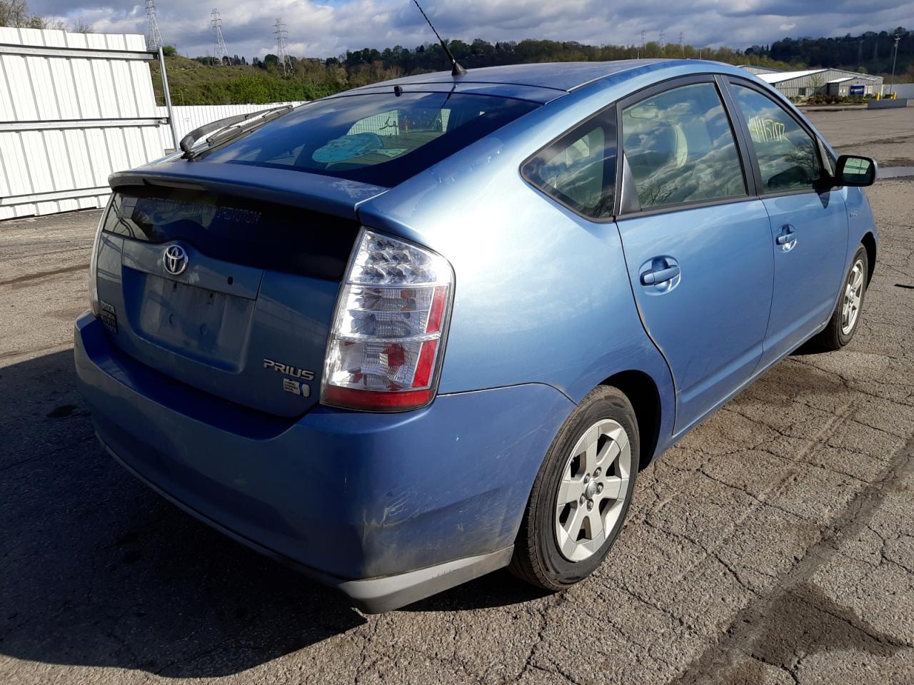 Photo 4 from auction – 2007 TOYOTA PRIUS with VIN JTDKB20U977663263